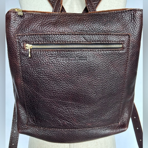Portland Leather Goods Medium Tote Backpack Coldbrew Pebbled Leather Bag main image 6